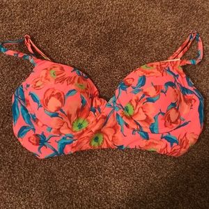 Adorably never worn swimsuit!!!!